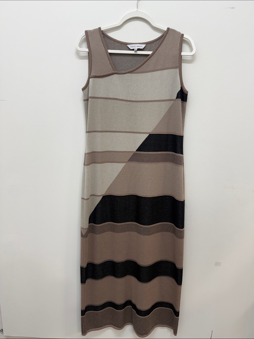 MING WANG Taupe, Black & Cream Sleeveless Knit Midi Dress